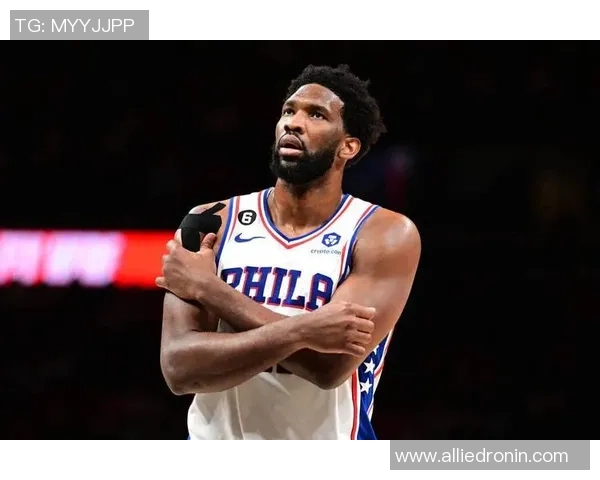 篮球与足球界的明星球员有哪些他们的成就与影响力分析