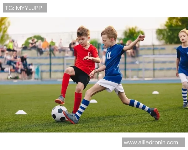 足球明星日常训练场地揭秘他们在何处踢球锻炼提升技艺